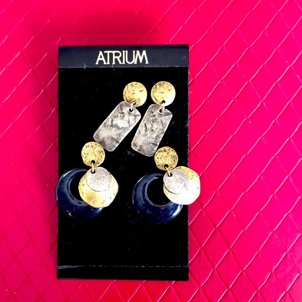 ATRIUM EARRINGS